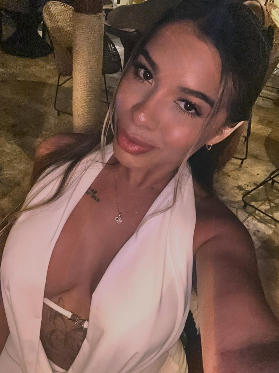 Performer AriaOceann Photo 11