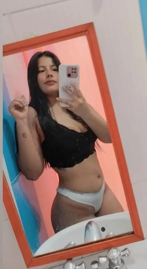 Interprete Lucyy_whitee Foto 10