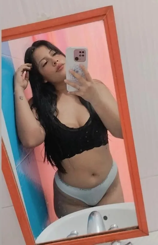 Interprete Lucyy_whitee Foto 11