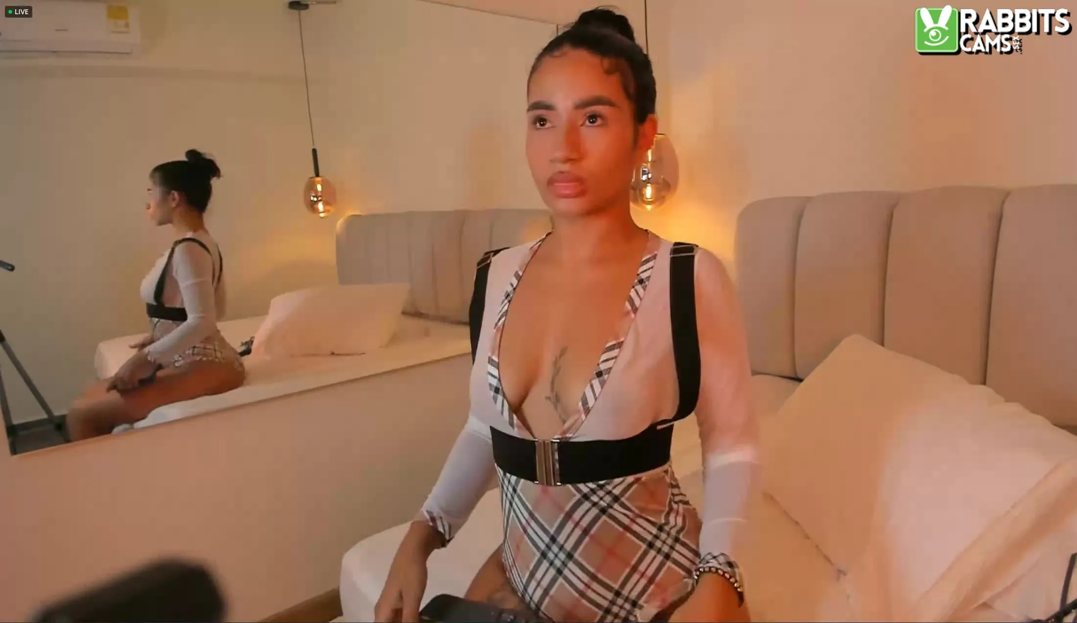 Performer AmaraVix Video 1