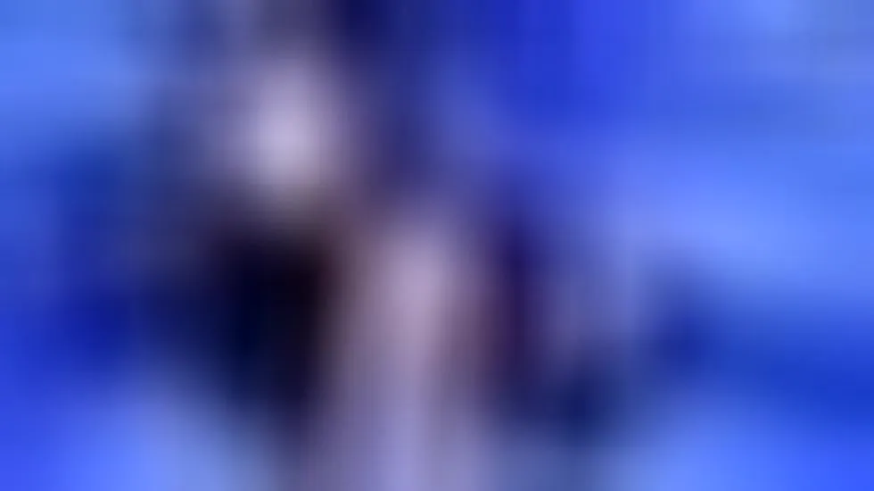Artista julyaanaa Video 1