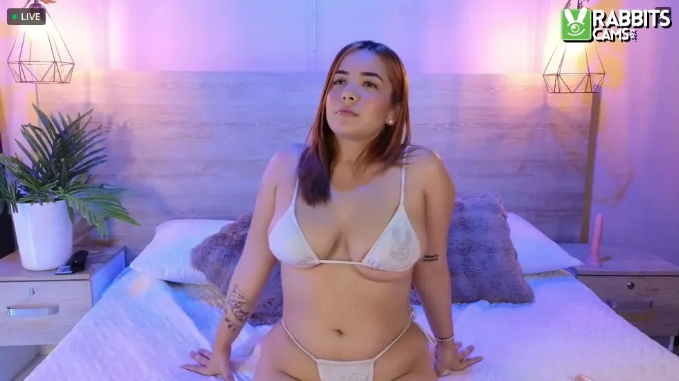 Interprete HoneyReyes Video 1