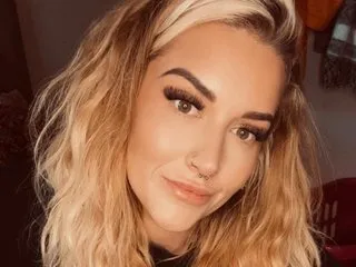 CurvyCammixo profielfoto van cam model