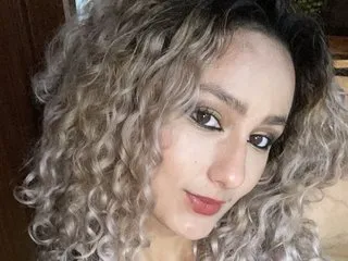 Image de profil du modèle de webcam Flora_Saenz