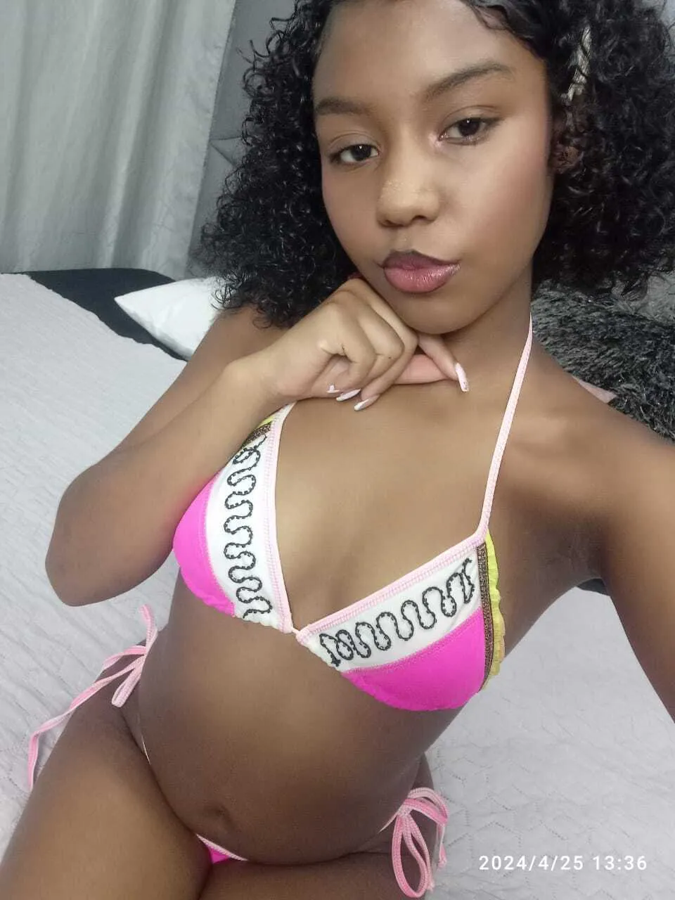 Artist Naomi_Acosta Foto 1