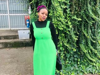 SunnyDesirexxx cam model profile picture