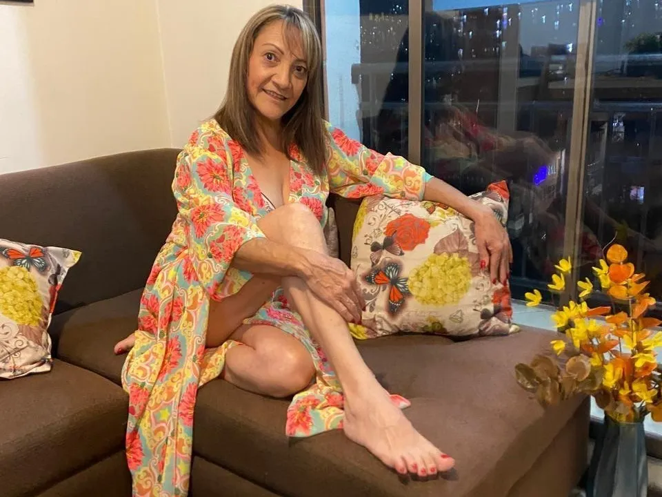 Performer Katiecisneros Photo 4