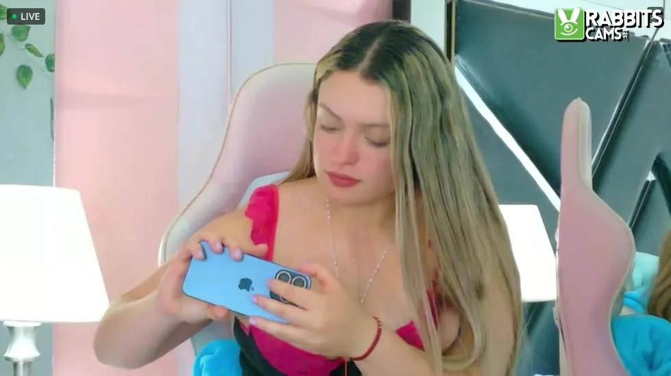 Interprete Giigii_Hadid Video 1