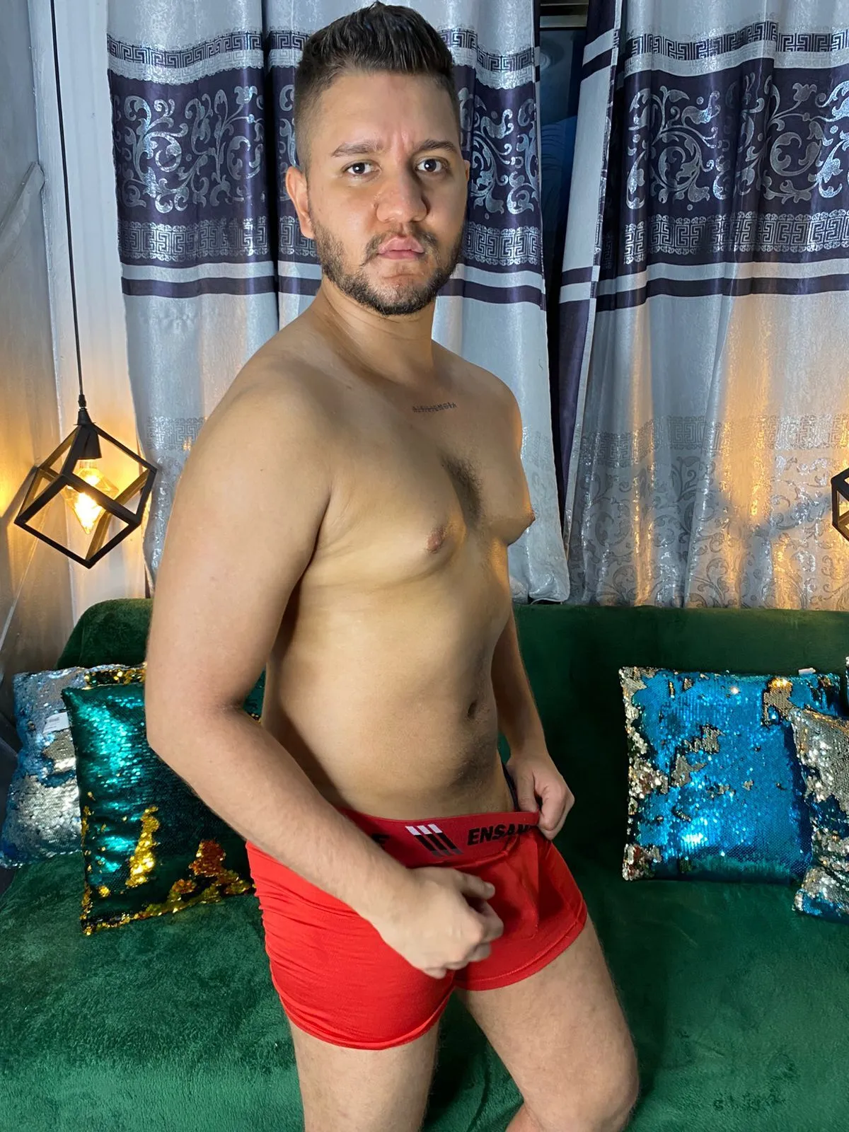 Performer harryramirez Photo 1