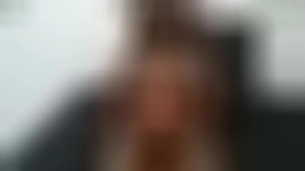 Intérprete CURVEYASSxxx23 Video 1