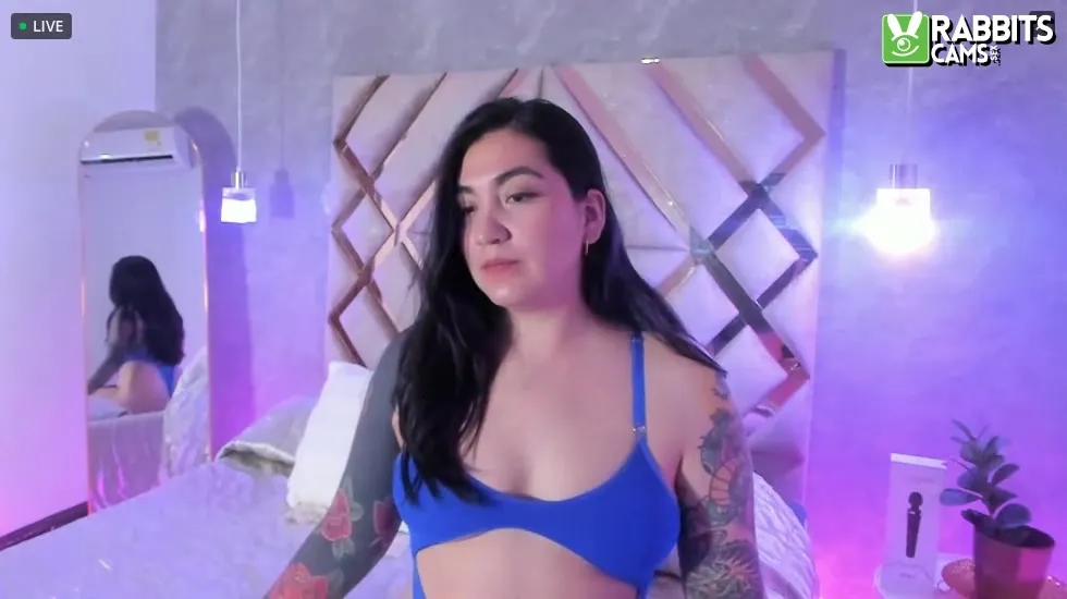 Interprete KathiaJenner Video 1