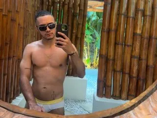 Image de profil du modèle de webcam Dusan_grey77