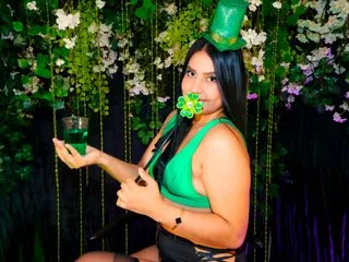 Image de profil du modèle de webcam Alma_Rosee