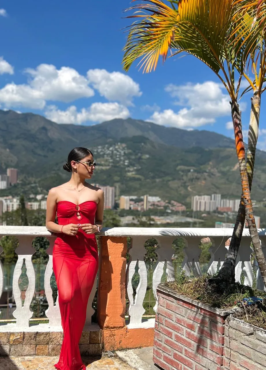 Performer ValeriaLara Photo 3