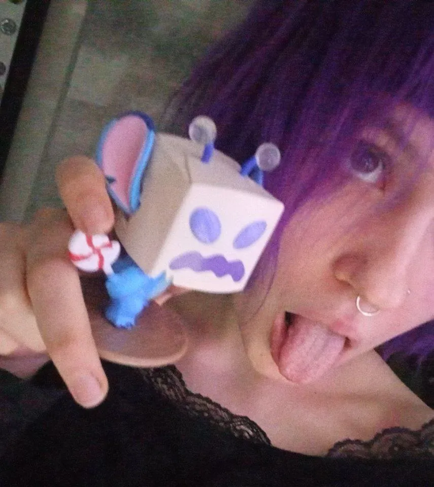 Artiest DinaMoor Foto 3