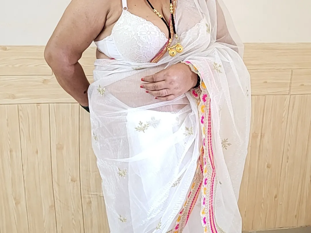 Performer savvitabhabhi45 Photo 5