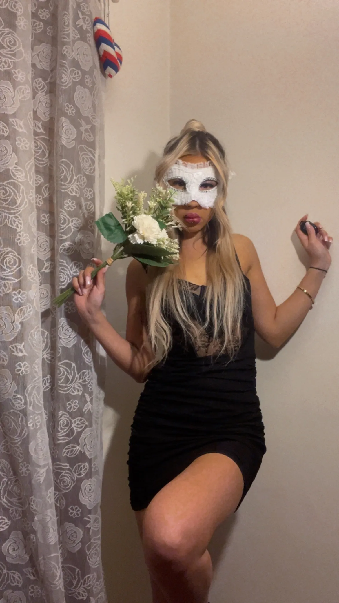 Artista FieryBlondieLatinaX Foto 6