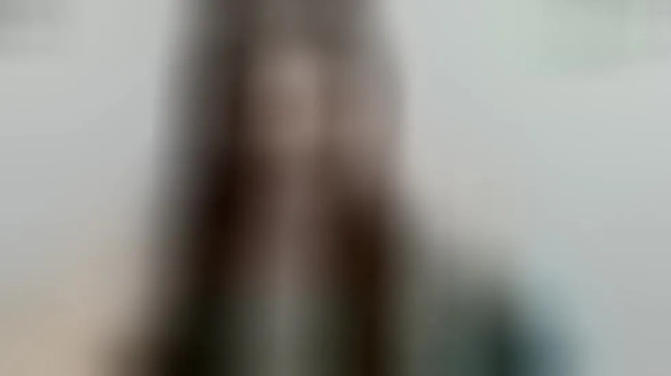 Interprete LOUYISA Video 1