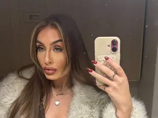 Imagen de perfil de modelo de cámara web de TheLittleBabex
