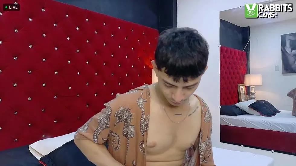 Interprete Logan_Woods Video 1