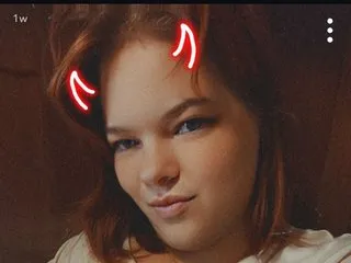 Profilbilde av CrystalMoonsong webkamera modell