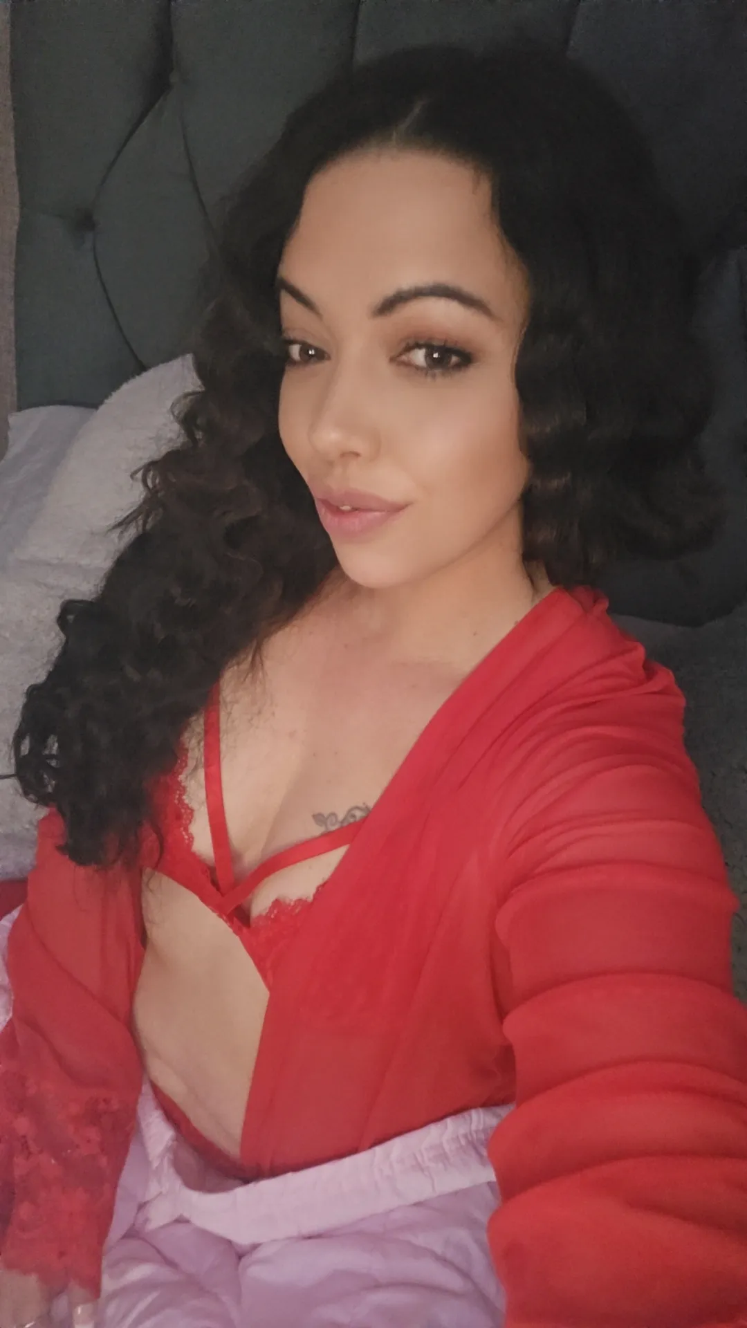 Performer MilfDestinyx Photo 2