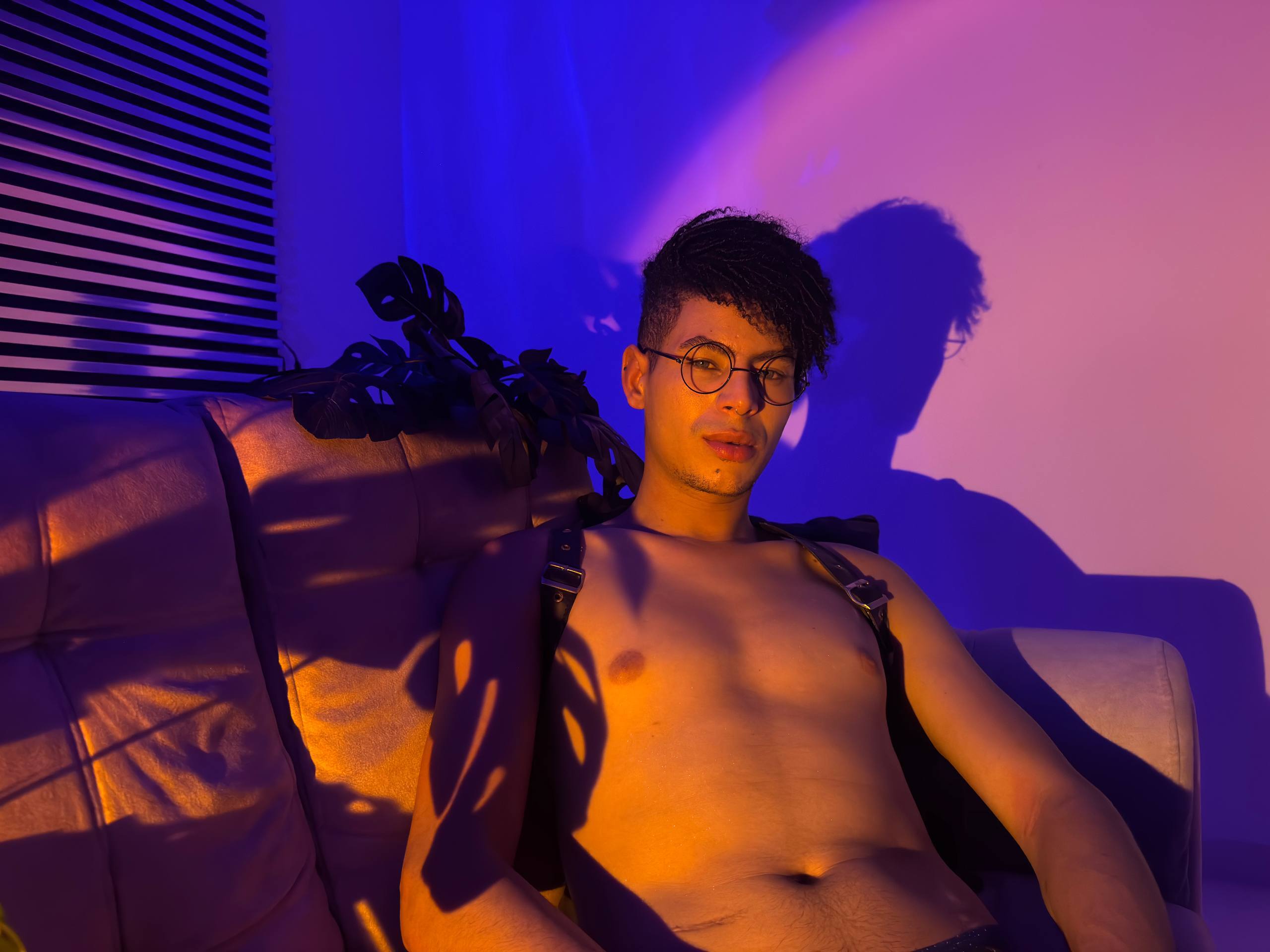 Performer ThiiagoSaeenz Photo 3