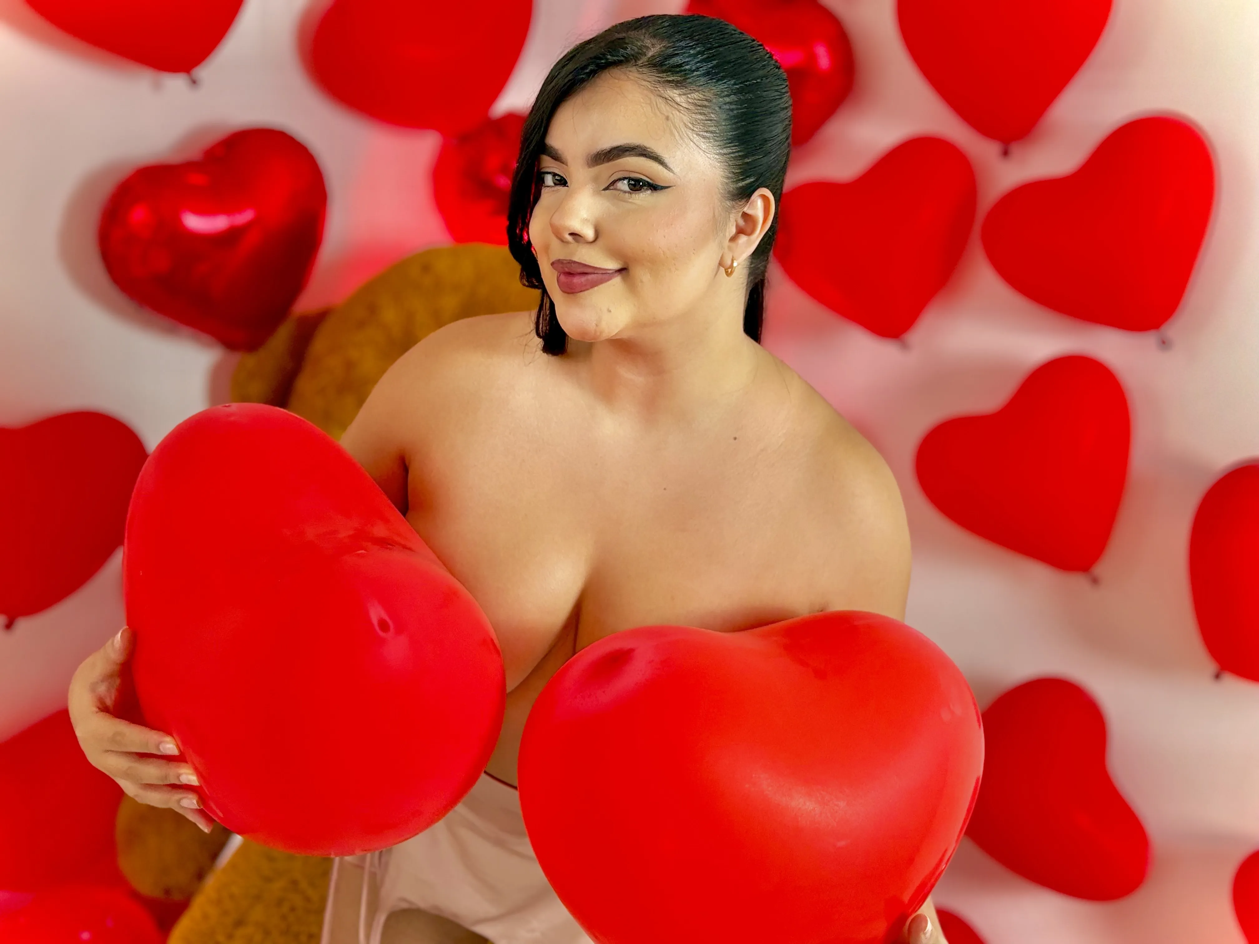 Performer SaraWatsonns Photo 5