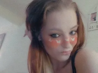 YoungMilf4u immagine del profilo del modello di cam