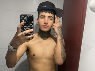 Imagen de perfil de modelo de cámara web de ThonyLm