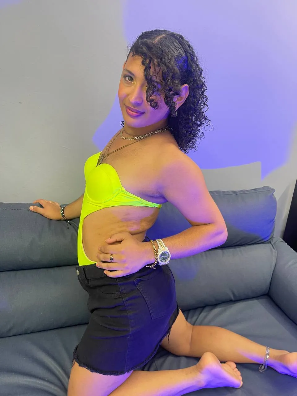 Performer DenniseSinclair Photo 3