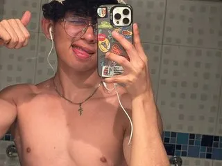 lyan_twink