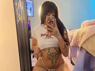 Ahrirouxx profilbild på webbkameramodell