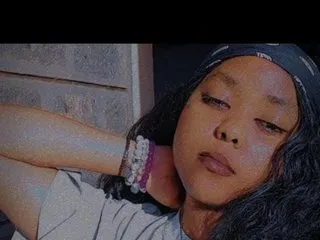 Image de profil du modèle de webcam SexyGlowy