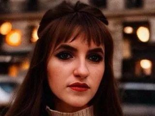 Imagen de perfil de modelo de cámara web de MonikaBliss