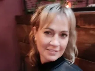 Imagen de perfil de modelo de cámara web de Milfshake227