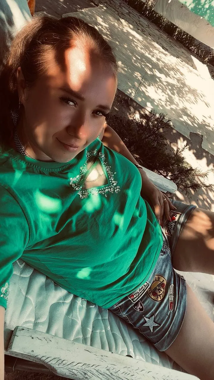 Intérprete MillaWish Foto 1