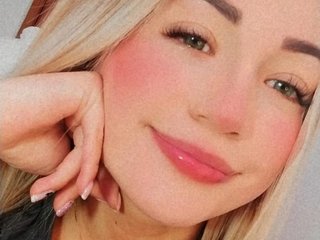 Image de profil du modèle de webcam Sara019