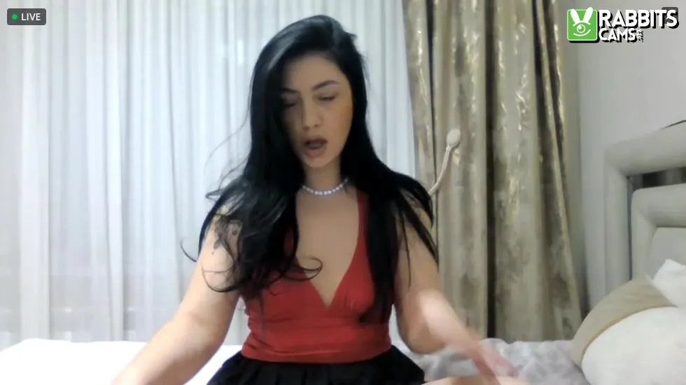 Performer LOUYSE Video 1
