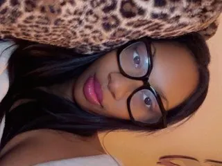 Imagen de perfil de modelo de cámara web de BrooklynnB33