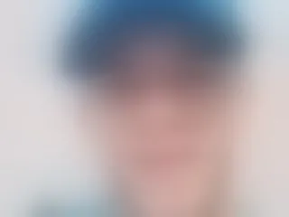 adamjoness