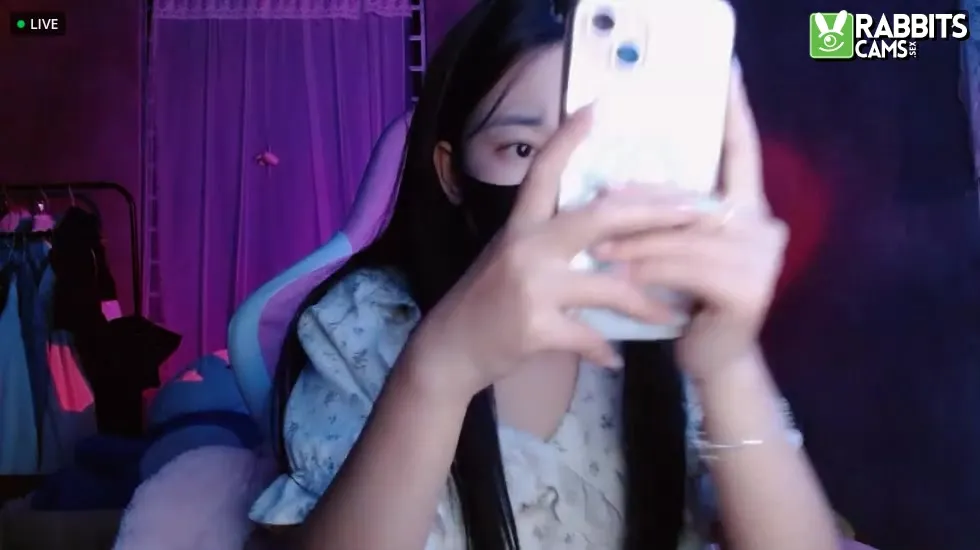 Artista Kiiukiiu Video 1