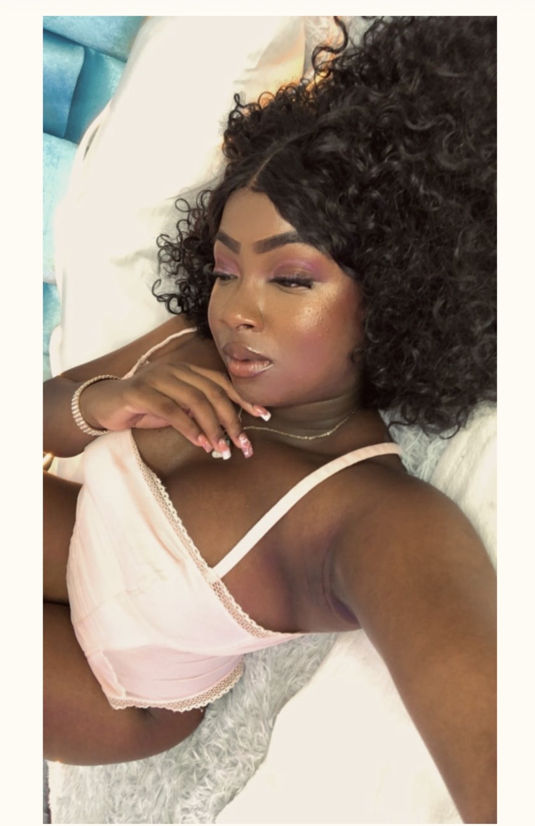 Performer Naomi_rouss Photo 5