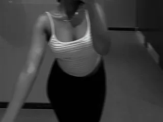 Image de profil du modèle de webcam Ironlilly