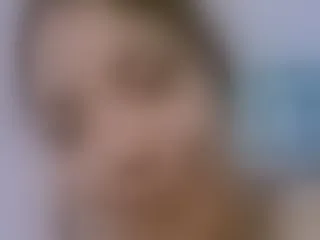 Emma_133 profilbild på webbkameramodell
