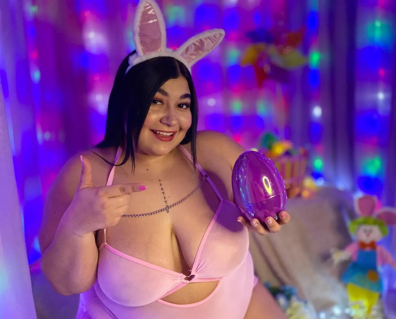 Performer Mia_Thick Photo 6
