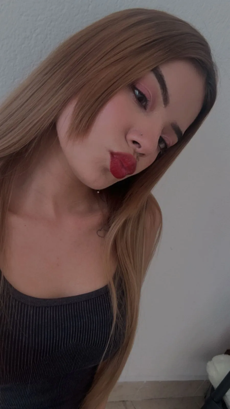 Intérprete EllaBentley Foto 4