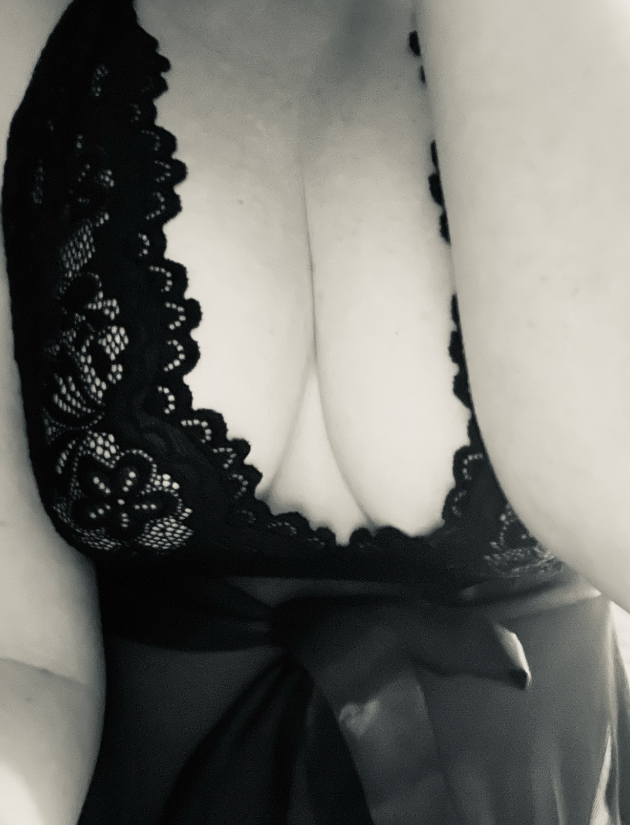 Interprete Hornyhotwife83 Foto 11