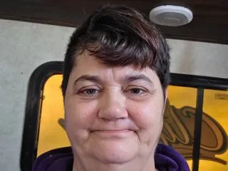 FlirtyRose613 profilbild på webbkameramodell