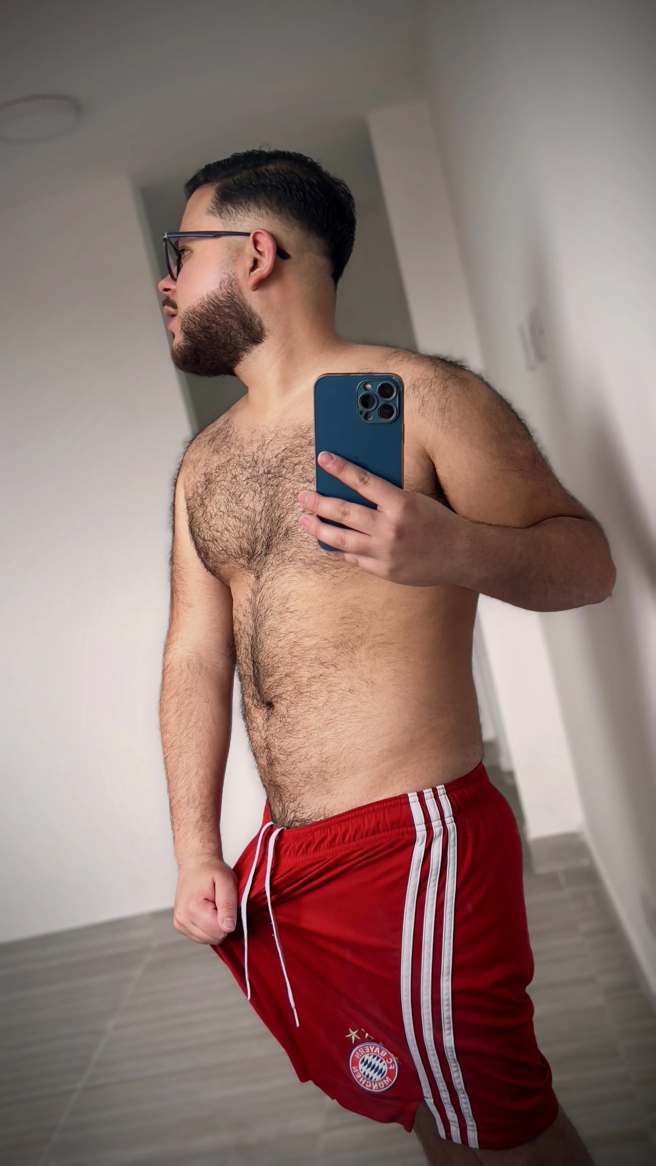 Performer Evanleon Photo 6